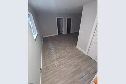 72 Hamilton St, East Orange, NJ 07017 - Photo 18