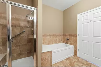 6 Cliff Rd #D2, Woodland Park, NJ 07424 - Photo 18
