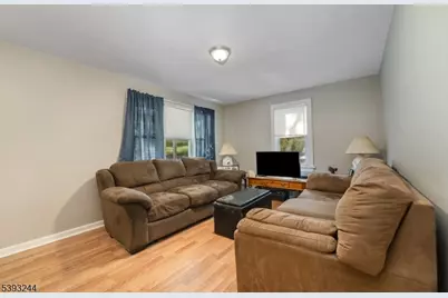 324 Tunnel Rd, Bethlehem Township, NJ 08802 - Photo 10
