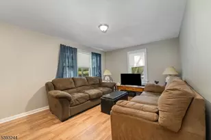 324 Tunnel Rd, Bethlehem Township, NJ 08802 - Photo 10