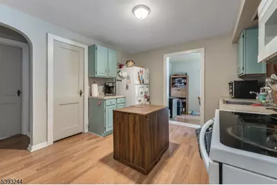 324 Tunnel Rd, Bethlehem Township, NJ 08802 - Photo 12