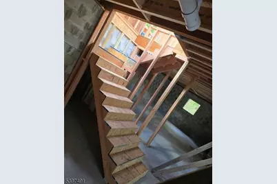 49 Northwood Rd, Hopatcong, NJ 07849 - Photo 10