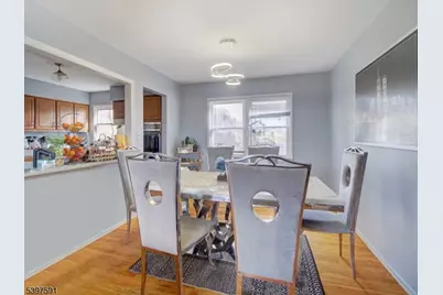 221 Chincopee Ave, Hopatcong, NJ 07843 - Photo 6