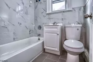 84 Magnolia St, Belleville, NJ 07109 - Photo 10