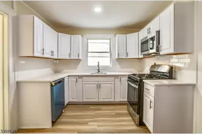 84 Magnolia St #2R, Belleville, NJ 07109 - Photo 18