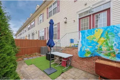 1427 Barnhardt Ln, Rahway, NJ 07065 - Photo 28