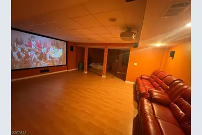 79 Rhyan Dr, Parsippany, NJ 07054 - Photo 18