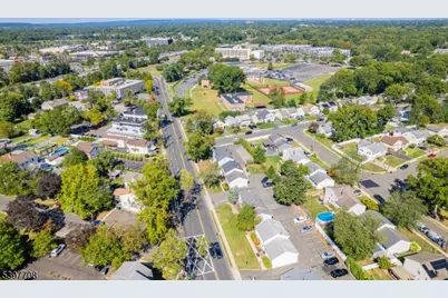 30 Brant Ave, Clark Township, NJ 07066 - Photo 34