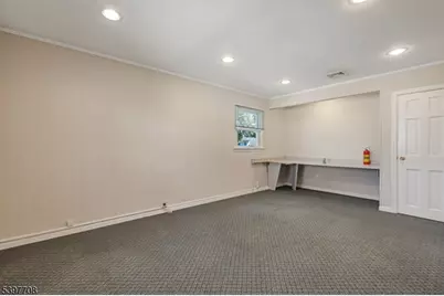 30 Brant Ave, Clark Township, NJ 07066 - Photo 20