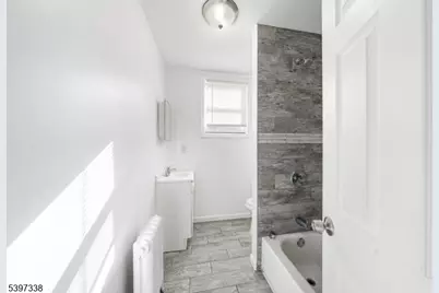 50 Unity Ave, Newark, NJ 07106 - Photo 32