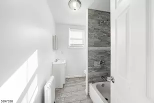 50 Unity Ave, Newark, NJ 07106 - Photo 32