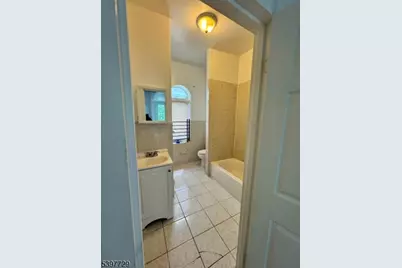 475 Clinton Ave #3, Newark, NJ 07108 - Photo 1