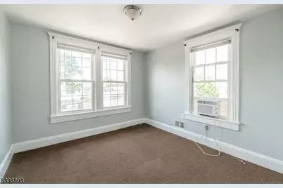 231 N Stevens Ave, Old Bridge Township, NJ 08879 - Photo 10