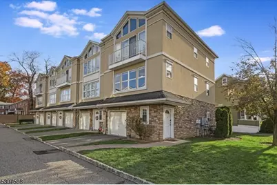 14 Central Ave Unit 1, Rochelle Park Township, NJ 07662 - Photo 1