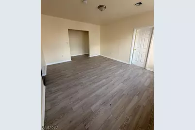 120 Bragaw Ave #3, Newark, NJ 07112 - Photo 4