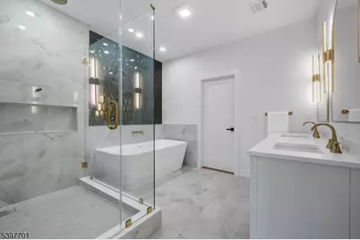 33 Randolph Pl, Newark, NJ 07108 - Photo 24