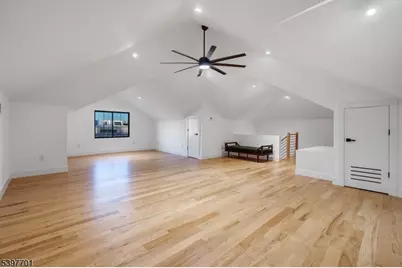 33 Randolph Pl, Newark, NJ 07108 - Photo 26