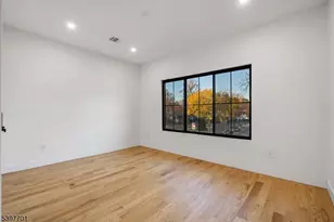 33 Randolph Pl, Newark, NJ 07108 - Photo 18