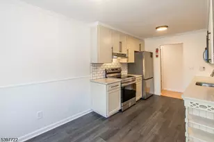 530 Park Ave, Scotch Plains Township, NJ 07076 - Photo 8