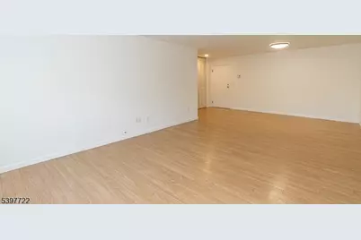 530 Park Ave #214, Scotch Plains Township, NJ 07076 - Photo 12