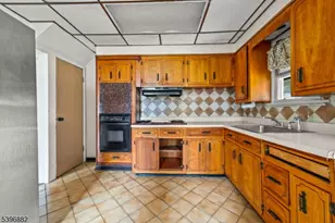 420-22 E Milton Ave, Rahway, NJ 07065 - Photo 20