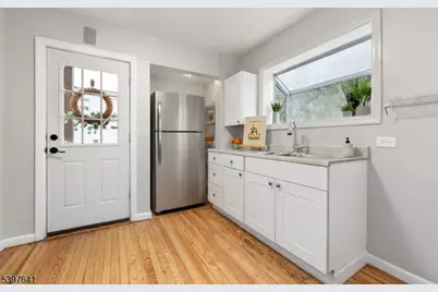 482 Springfield Ave #1, Berkeley Heights Township, NJ 07922 - Photo 4