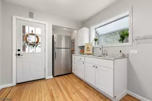 482 Springfield Ave, Berkeley Heights Township, NJ 07922 - Photo 4