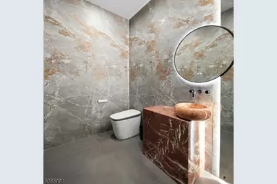 8 Flintlock Ct, Totowa, NJ 07512 - Photo 8