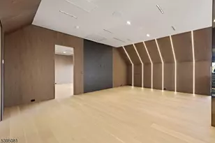 8 Flintlock Ct, Totowa, NJ 07512 - Photo 18