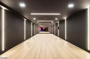 8 Flintlock Ct, Totowa, NJ 07512 - Photo 28