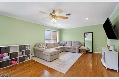 17 Lathrop Ave #B, Madison, NJ 07940 - Photo 4