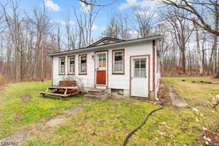 4 Woodlawn Ave, Frankford Township, NJ 07826 - Photo 16