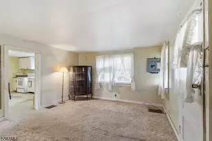 4 Woodlawn Ave, Frankford Township, NJ 07826 - Photo 4