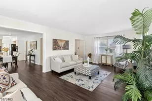 7 Concord Dr, Franklin Township, NJ 08873 - Photo 12