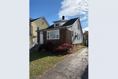 23 Barrington Ave, Clifton, NJ 07011 - Photo 2