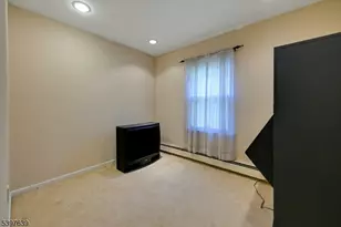 38 Klinger Rd, East Hanover Township, NJ 07936 - Photo 14