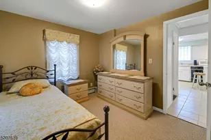 38 Klinger Rd, East Hanover Township, NJ 07936 - Photo 12