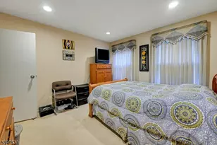 38 Klinger Rd, East Hanover Township, NJ 07936 - Photo 16