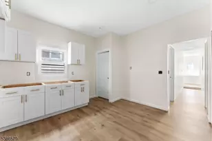 585 McChesney St, Orange, NJ 07050 - Photo 14