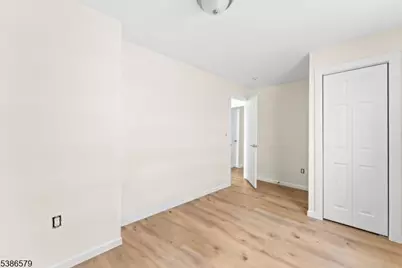 585 McChesney St, Orange, NJ 07050 - Photo 12