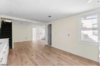 585 McChesney St, Orange, NJ 07050 - Photo 4