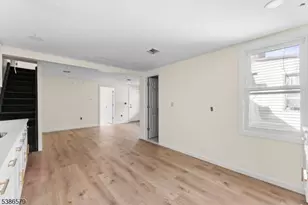 585 McChesney St, Orange, NJ 07050 - Photo 4