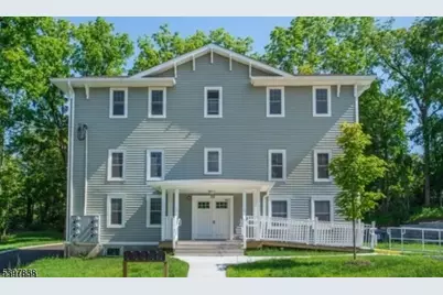 55 Gingerbread Castle Rd, Hamburg, NJ 07419 - Photo 1