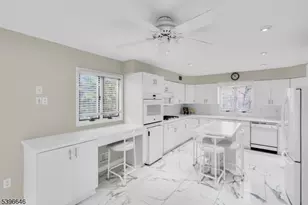 1 Holmes Ct, Bridgewater, NJ 08807 - Photo 10