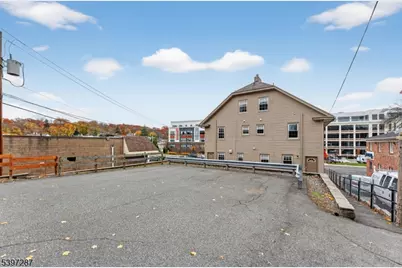 160 Bloomfield Ave, Verona, NJ 07044 - Photo 34