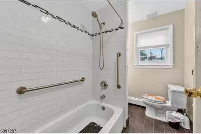160 Bloomfield Ave, Verona, NJ 07044 - Photo 26