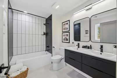 28 Brattle St, Ewing Township, NJ 08824 - Photo 16