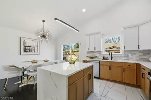 28 Brattle St, Ewing Township, NJ 08824 - Photo 12