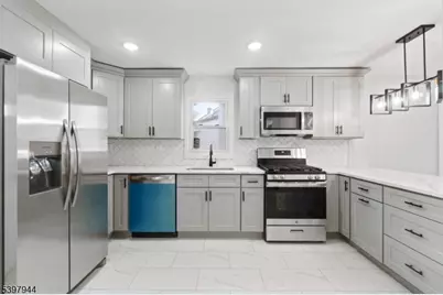 326 Ogden St, Orange, NJ 07050 - Photo 24