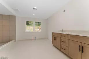 4 Spring Ct, Lopatcong Township, NJ 08865 - Photo 12